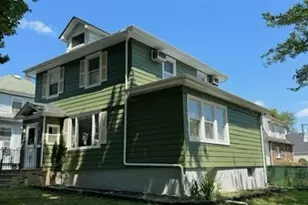 883 Ray Ave, Ridgefield, NJ 07657 - Photo 1