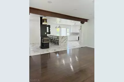 883 Ray Ave, Ridgefield, NJ 07657 - Photo 5