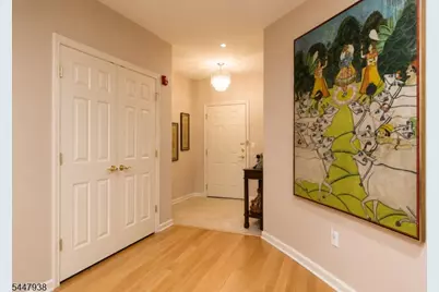 5103 Pointe Gate Dr #5103, Livingston, NJ 07039 - Photo 3