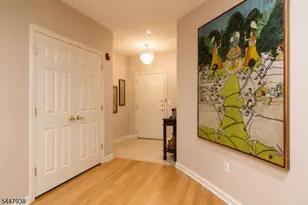 5103 Pointe Gate Dr, Livingston Twp., NJ 07039 - Photo 3