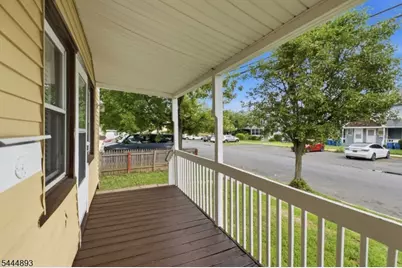 19 Chatham St, North Plainfield, NJ 07060 - Photo 5