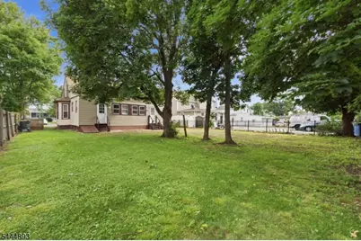19 Chatham St, North Plainfield, NJ 07060 - Photo 39