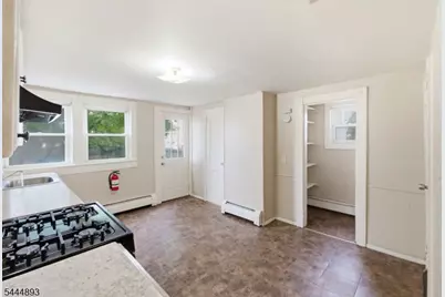 19 Chatham St, North Plainfield, NJ 07060 - Photo 27