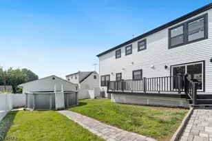 89 Susan Ct, Clifton, NJ 07012 - Photo 19