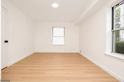 771 Summer Ave Unit #1A, Newark, NJ 07104 - Photo 17