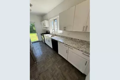 18 Union Ave, Bloomingdale, NJ 07403 - Photo 5