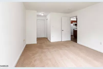 23 Norwich Pl, Franklin Township, NJ 08873 - Photo 13
