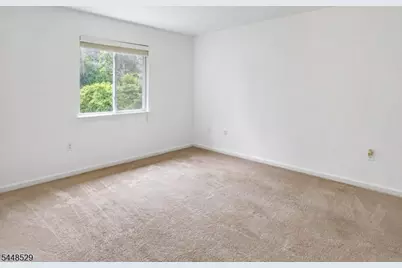 23 Norwich Pl, Franklin Township, NJ 08873 - Photo 11