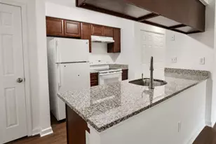 23 Norwich Pl, Franklin Township, NJ 08873 - Photo 7