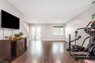 145 Mountainside Dr, Pompton Lakes, NJ 07442 - Photo 19