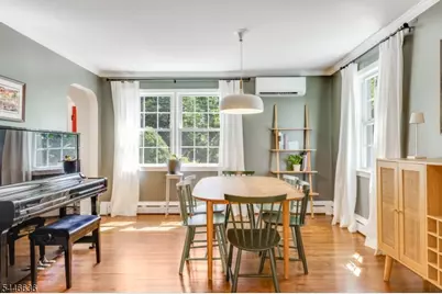 16 Sherman Pl, Morristown, NJ 07960 - Photo 3