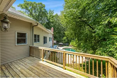 100 Pine Grove Rd, Berkeley Heights Township, NJ 07922 - Photo 25