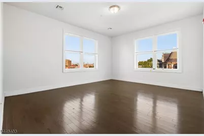 90 Clinton Ave #407, Newark, NJ 07114 - Photo 17