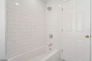 403 Abington Ave, Bloomfield Twp., NJ 07003 - Photo 15
