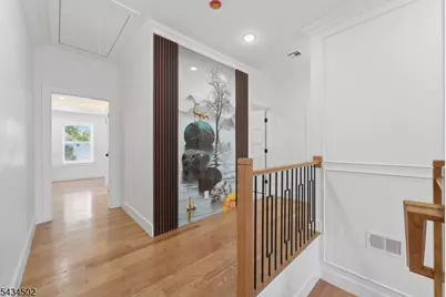 275 Longview Rd, Union Township, NJ 07083 - Photo 21