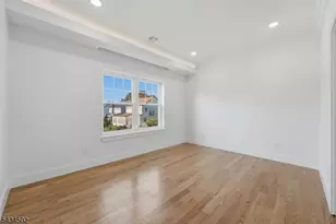 275 Longview Rd, Union Township, NJ 07083 - Photo 35