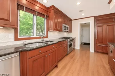 8 Woods Ln, Chatham, NJ 07928 - Photo 25
