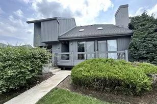 89 Linda Ln, Edison Twp., NJ 08820 - Photo 1