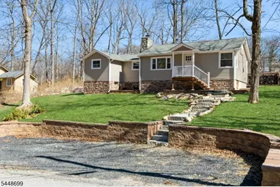 100 Poplar Ln, Vernon, NJ 07422 - Photo 37