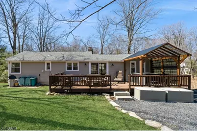 100 Poplar Ln, Vernon, NJ 07422 - Photo 19