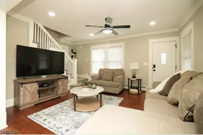 328 Mayhill St, Saddle Brook Township, NJ 07663 - Photo 9