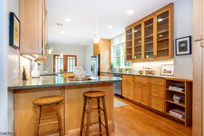 493 Richmond Ave, Maplewood, NJ 07040 - Photo 13