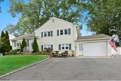 52 Grand Street, Clark Township, NJ 07066 - Photo 3