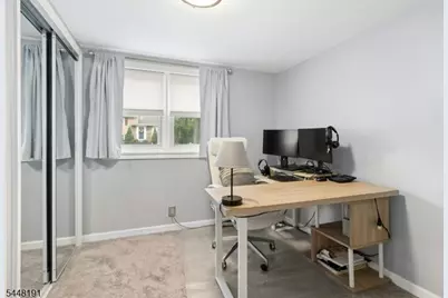52 Grand Street, Clark Township, NJ 07066 - Photo 17