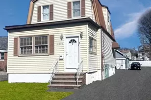 2485 Vauxhall Rd, Union Township, NJ 07083 - Photo 1