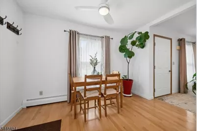 179 Maple St, Bridgewater, NJ 08807 - Photo 5