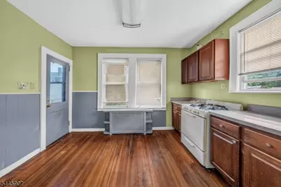 288 Pomona Ave #3, Newark, NJ 07112 - Photo 35