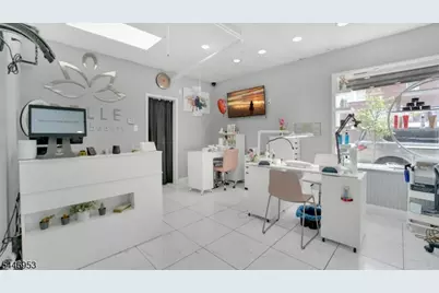 217 Jefferson St, Newark, NJ 07105 - Photo 9
