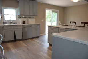 290 E Asbury Anderson Rd, Washington Township, NJ 07882 - Photo 9