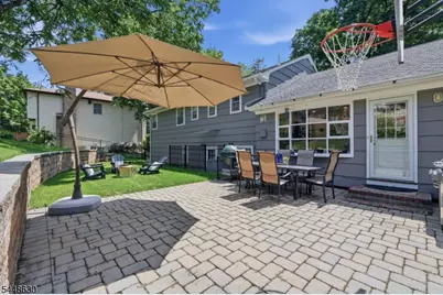 275 Wyoming Ave, Maplewood, NJ 07040 - Photo 21