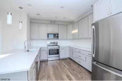 112 Village Dr, Montgomery Township, NJ 08558 - Photo 11