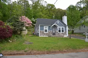 5 Fairview Ave, Mine Hill, NJ 07803 - Photo 1