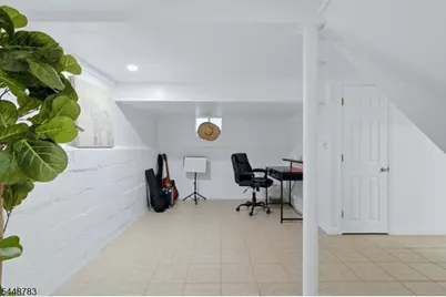 15 Crystal Ave, West Orange Township, NJ 07052 - Photo 27