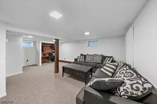 101 Maple Hill Rd, Clifton, NJ 07013 - Photo 21
