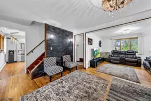 101 Maple Hill Rd, Clifton, NJ 07013 - Photo 9