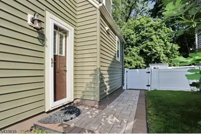 37 Oakley Ter, Nutley, NJ 07110 - Photo 39