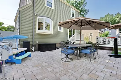 37 Oakley Ter, Nutley, NJ 07110 - Photo 41
