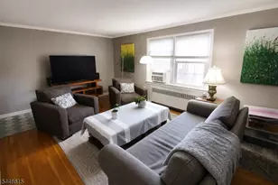 390 Morris Ave, Summit, NJ 07901 - Photo 3