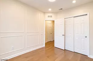 22 Gala Ct, Livingston Twp., NJ 07039 - Photo 15