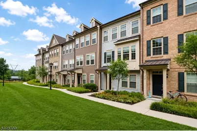 22 Gala Ct, Livingston, NJ 07039 - Photo 1