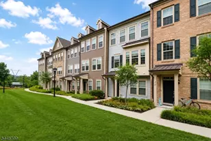 22 Gala Ct, Livingston, NJ 07039 - Photo 1
