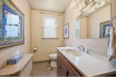 72 Maitland Ave, Hawthorne, NJ 07506 - Photo 19