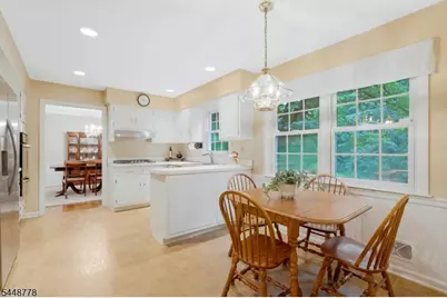 8 Mansfield Ct, Mendham, NJ 07945 - Photo 11