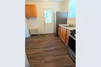 23 Tichenor Pl #2, Montclair, NJ 07042 - Photo 5