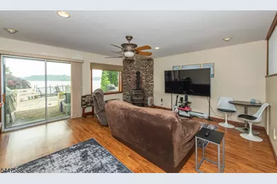 121 Maxim Dr, Hopatcong, NJ 07843 - Photo 41
