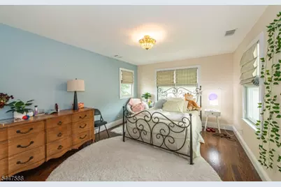 121 Maxim Dr, Hopatcong, NJ 07843 - Photo 29